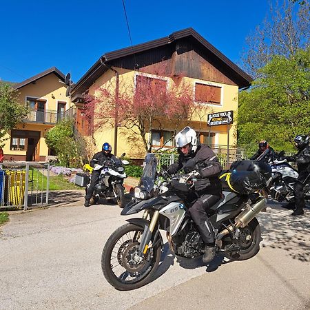St George B&B Korenica Exterior photo